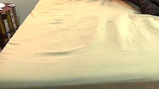 Minha cunhada ficou sozinha em casa e me chamou, o que