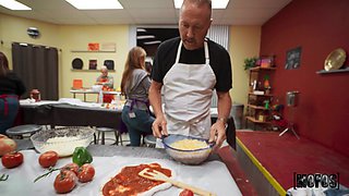 Tempting Culinary Delights with Serena Hill’s Irresistible Curves