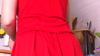 Upskrt Video of Hot Wife Cooking