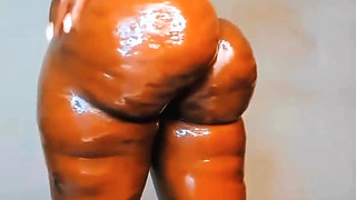 SSBBW Asshole Wink and Oiled Ass Spread