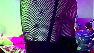 !!hot goth girl with tattoos and a fat ass in fishnets!!