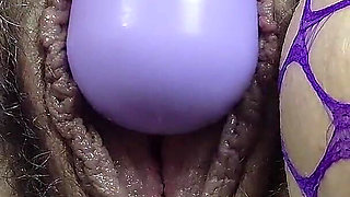 Masturbation with MILF Closeup Pussy & Object Insertion