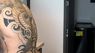 I Do a Delicious Anal to the Maid at Home