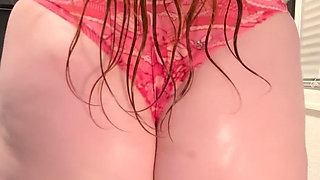 Naked Step Mom Twerking Wet After Shower