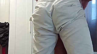 A Good Fuck with the Girl with the Big Clitoris