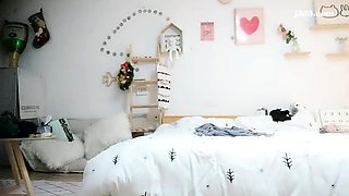 Tiny teen leaked pussy check up hidden cam video
