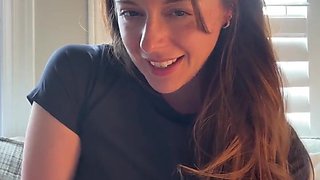 Cutie in Glasses Tells You How to Stroke!