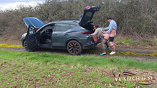 Broken Down on a Country Road - He Eats My Pussy and Then Fucks Me on the Hood and in the Trunk
