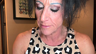 Goddess Kandys Naughty Oral Routine