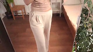 POV Mirror Masturbation – She Cums So Hard, Pussy Squirts Everywhere!