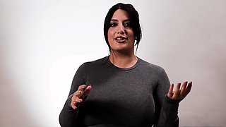 Porn industry star, big-boobs, fingerblasting