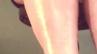 Higheels and Leg Crossings 2