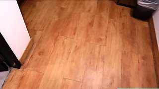 Sexy Thai MILF picked up at a 7 11