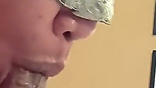 Close-up Pinay Blowjob