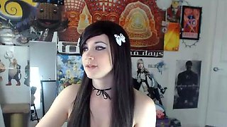 Amateur Webcam Teen Masturbates And Teases