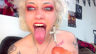 Lipstick Kisses and Blowjob Red Black Lips Deepthroat Sloppy