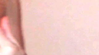 Selena's close up pleasure in the airport hotel