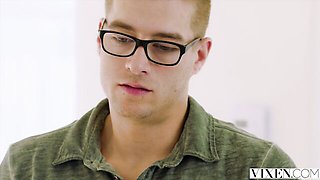 Stunning Xander and Janice's big ass video