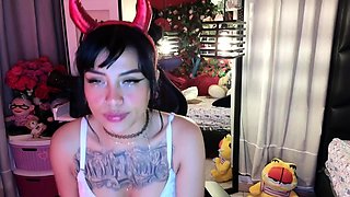 Blonde tight pussy babe solo toy fun in glamour masturbation