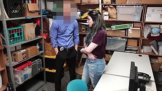 Ryan McLane pounds Amilia Onyx's massive naturals in a hot office fuck fest