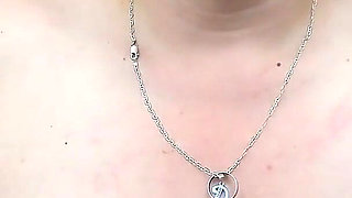 Stepmom with Big and Sexy Buttocks Has to Share a Room with Her Stepson