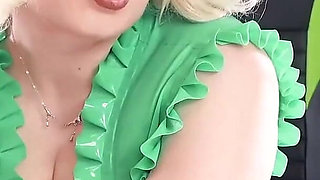 Fetish MILF Solo Orgasm Masturbation Free Pon Video Latex Girl with Big Natural Boobs