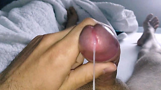 love morning erections which I always finish with a beautiful, pulsating CUMSHOT
