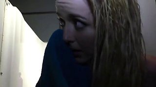 Curvy blue haired dame meets a thick penis through a dark