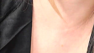 Penny L - Cleavage Tease - JOI