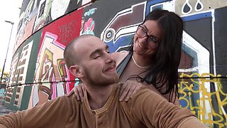 Amateur MILF Linda with huge knockers in nylons gets fingerbanged doggy-style