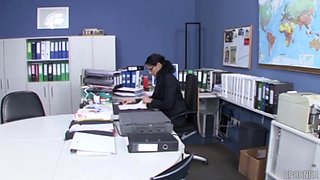 Amateur MILF Office Sex