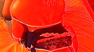 Influencer Debuts a Gifted, Without a Condom and Covered in Oil Until They Ejaculate Inside Her