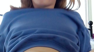 Hot amateur blonde pregnant toying her pussy solo