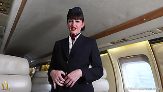 Vivienne L'amour - a Relaxing Flight