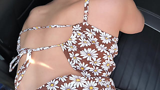 The Taxi Driver Saw His Passenger Fingering Her Pussy and Offered Her His Dick (p2)