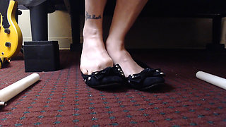 Red Toenail Shoeplay Ballet Flats