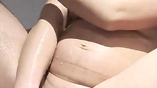 Stretching my pregnant pussy before my delivery