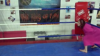 The Real Wrestling Store - Cheetah Vs Eva Ray -Sexy Oil