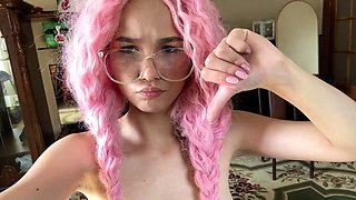 Femdom vixen uses pitiful servant for wild facesitting