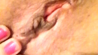 Deserted single woman wants to fuck