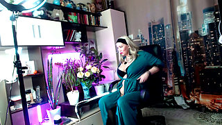 Aimee & Peter, MARRIAGE LYRICS...or how normal married couples coped with the COVID-19 lockdown...))