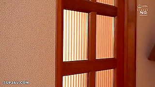 A Beautiful And Gentle Stepmother Who Is Proud Of Being Fked By Bad Senior