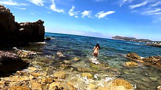 Fucking A Skinny Teen Girl In A Public Nude Beach