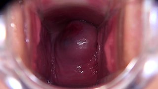 Blonde babe is jerking and kissing