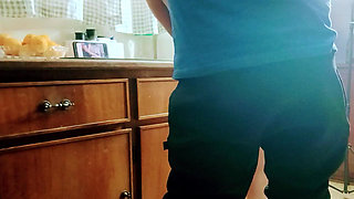 Hotwife likes to fuck my friends