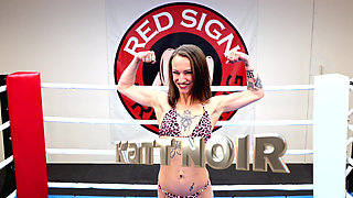 Jasmine Brooks Vs Katt Noir - Sex Fight