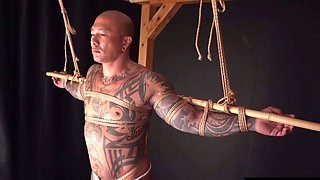 Shibari Master Vs Muscular Asian Hunk