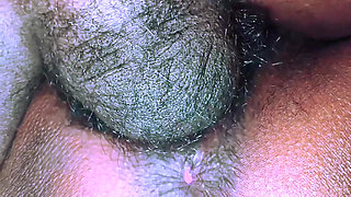 Bhaiya bhabhi ke bur pe pesab kar rahe the tabhi devar madharchod ne video bana ke viral kiya.chachi ke chut se pani.xxx sex vid