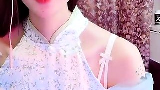 Amateur blondie solo anal masturbation