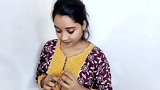 My hot beautiful Bhabhi offer me to have sex with her bcz my big brother can't satisfy her on bed